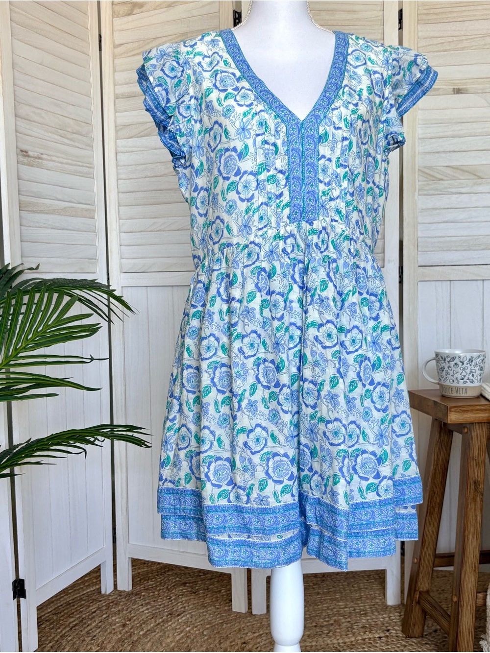 Vineyard Vines Flutter Sleeve Dress Blue Floral Women’s Large NWT Cotton Modal